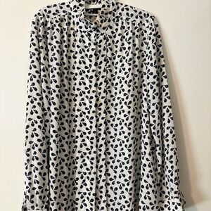 Ann Taylor Black and White Leaf Print Blouse